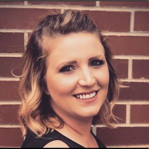 Meet your Posher, Lindsay